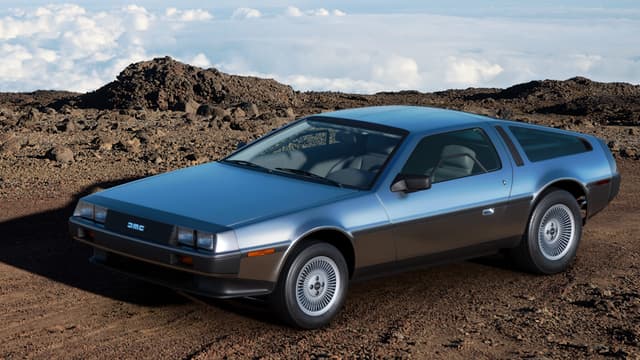 DMC DeLorean S2 '04
