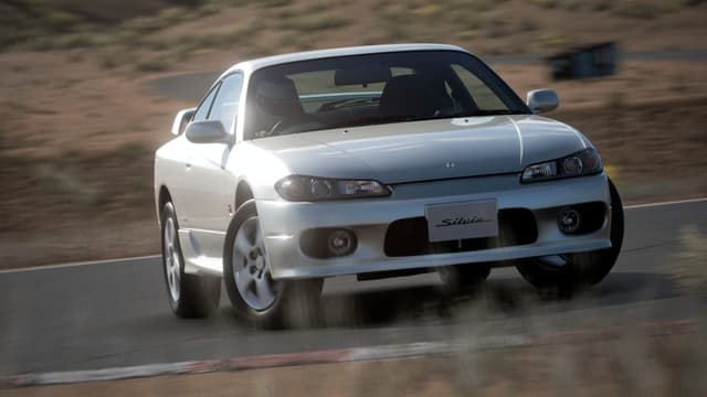Nissan SILVIA spec-R Aero (S15) '02